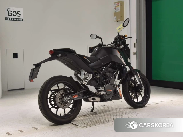 Проданный KTM 200 DUKE 2013 из Японии