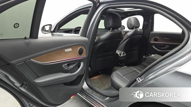 Mercedes-Benz E-Class W213 id 4429484 из Кореи 18