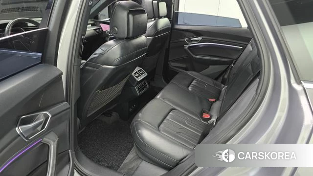 Audi e-Tron id 4848759 из Кореи 18