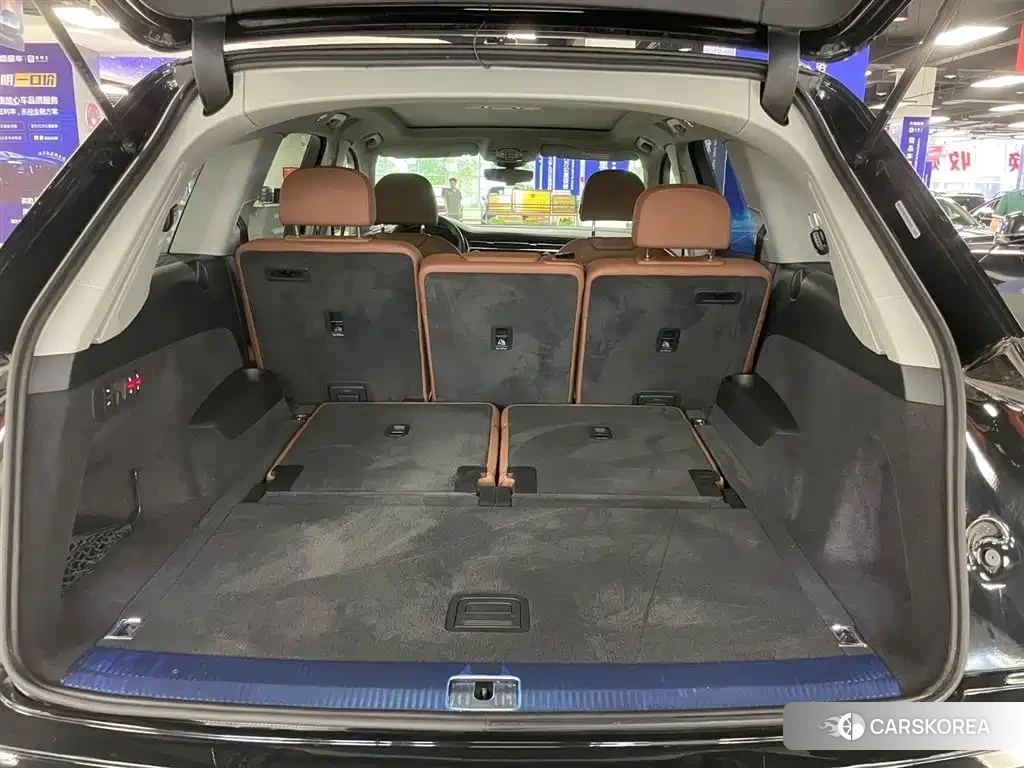 Audi Q7 id 4548190 из Китая 19