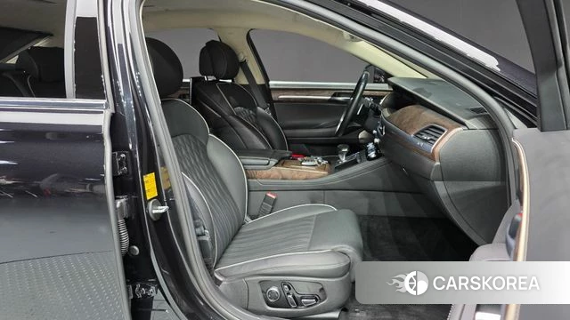 Genesis G90 id 4619605 из Кореи 18