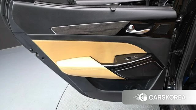 Kia K7 Premier Hybrid id 4550876 из Кореи 18