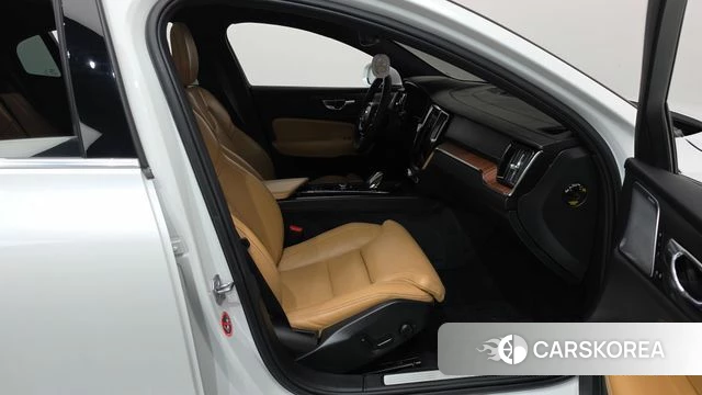 Volvo S60 3rd generation id 4561850 из Кореи 18
