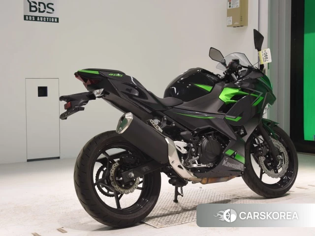 Проданный Kawasaki NINJA 400 2023 из Японии, фото 2