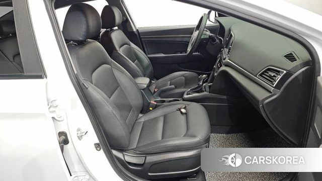 Hyundai Avante AD id 4856514 из Кореи 18