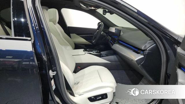 BMW 5 Series (G60) id 4381326 из Кореи 18