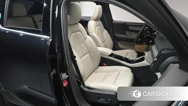 Volvo XC40 id 4322821 из Кореи 18