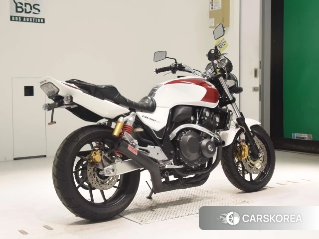 Проданный Honda CB400SF 2014 из Японии, фото 2
