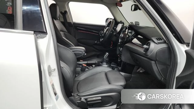 Mini Cooper id 4534179 из Кореи 18