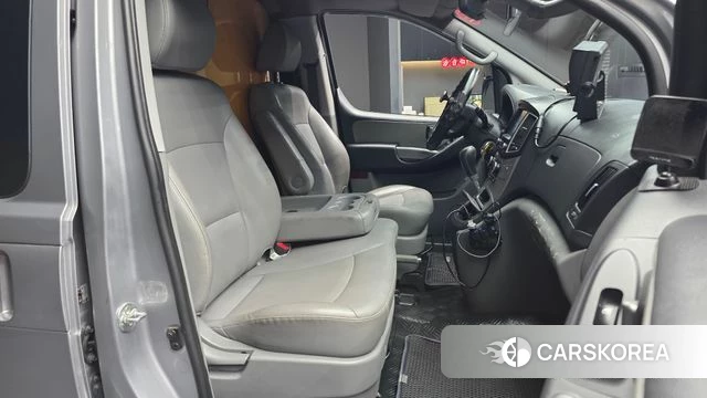 Hyundai The New Grand Starex id 4224976 из Кореи 18