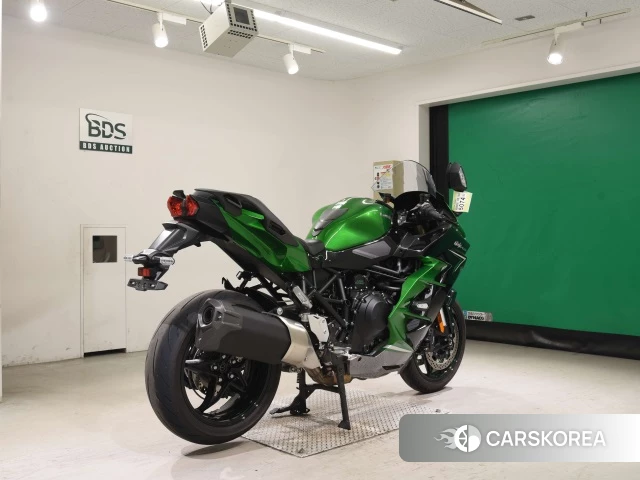 Проданный Kawasaki NINJA H2 SX 2022 из Японии, фото 2