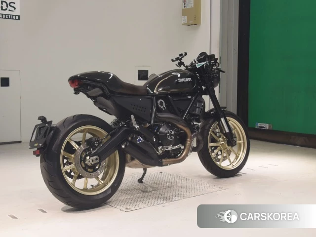 Проданный Ducati SCRAMBLER CAFE RACER 2018 из Японии, фото 2