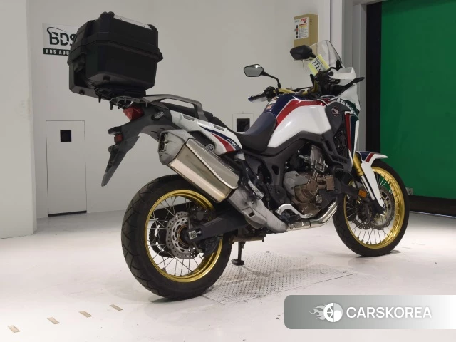 Проданный Honda CRF1000L AFRICA TWIN 2017 из Японии, фото 2