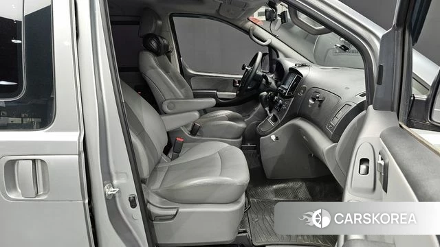 Hyundai The New Grand Starex id 4345577 из Кореи 18