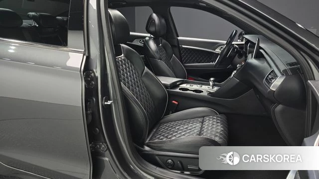 Genesis G70 id 4294911 из Кореи 18