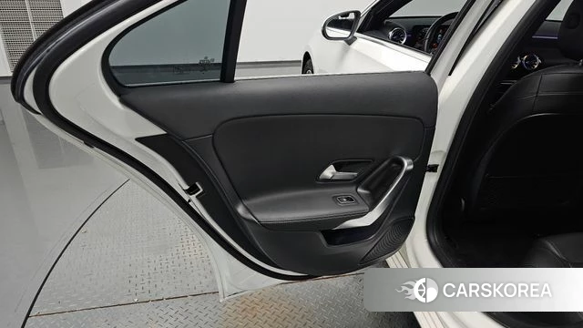 Mercedes-Benz A-Class W177 id 4535135 из Кореи 18