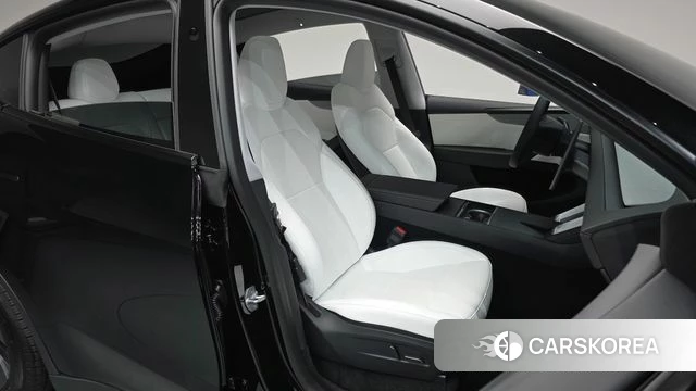 Tesla Model Y id 4200608 из Кореи 18