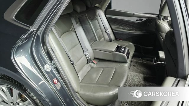 Hyundai The New Grandeur IG Hybrid id 4446958 из Кореи 18