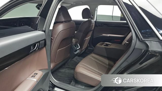 Hyundai Grandeur (GN7) id 4488439 из Кореи 18