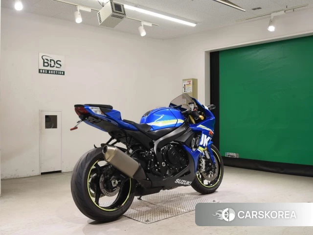 Проданный Suzuki GSX-R750 2018 из Японии, фото 2