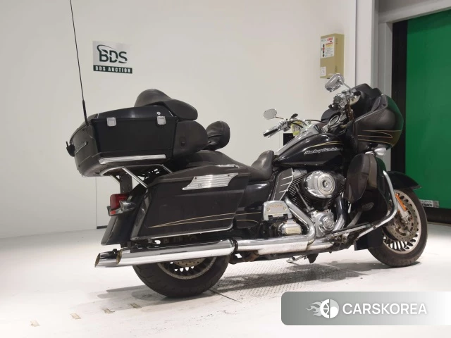 Проданный Harley-Davidson Road Glide FLTRU1690 2011 из Японии