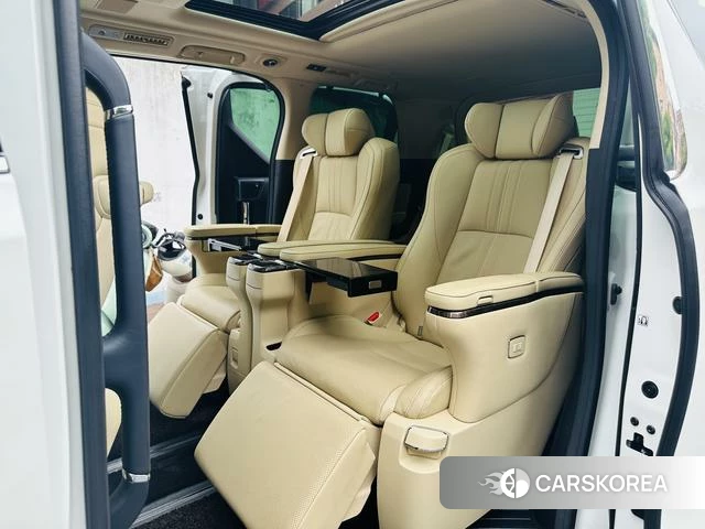 Toyota Elfa id 4279198 из Китая 18