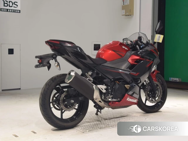Проданный Kawasaki NINJA 400 2018 из Японии, фото 2