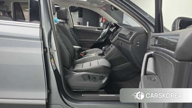 Volkswagen Tiguan Allspace id 4698857 из Кореи 18