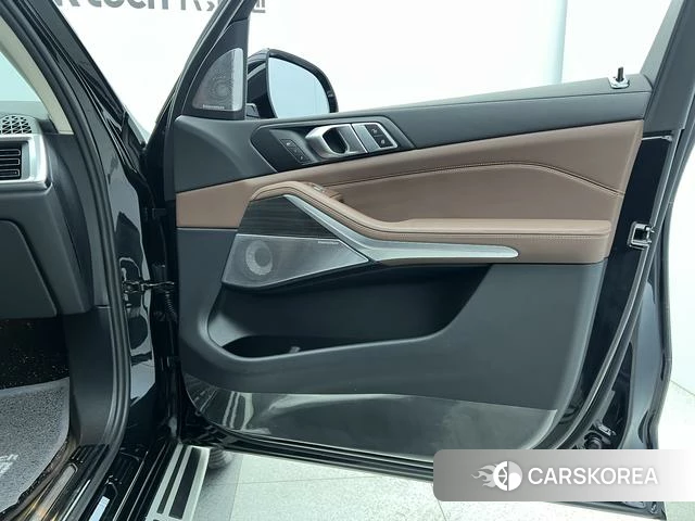 BMW X7 id 4218702 из Китая 18