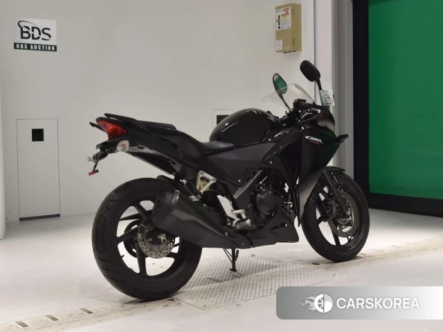 Проданный Honda CBR250R ABS 2013 из Японии, фото 2