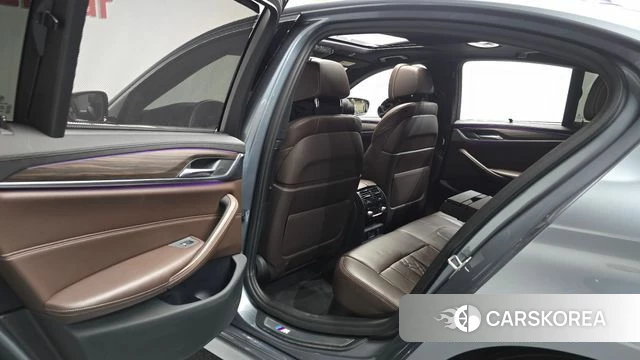 BMW 5 Series (G30) id 4225742 из Кореи 18