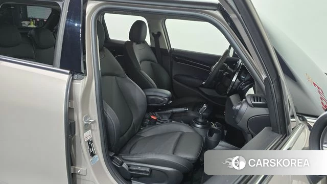 Mini Cooper id 4584653 из Кореи 18