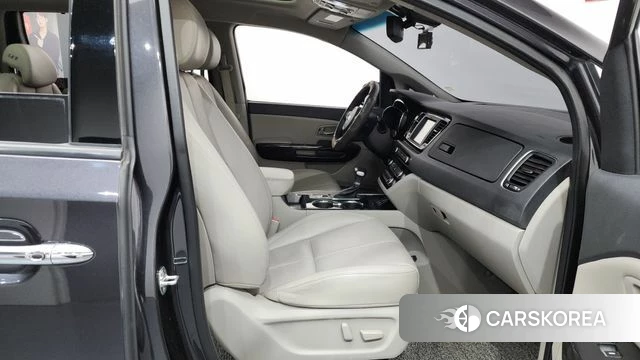 Kia The New Carnival id 4196466 из Кореи 18