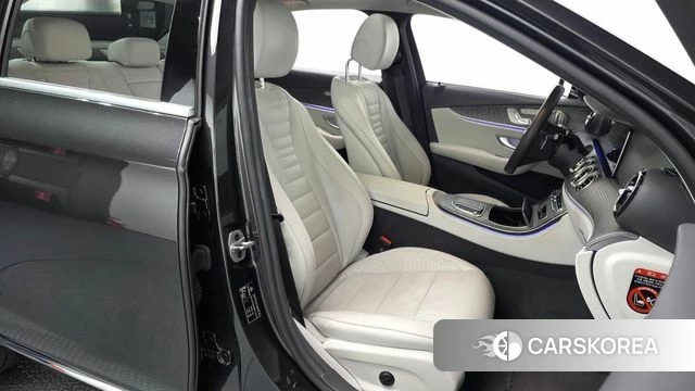 Mercedes-Benz E-Class W213 id 4443629 из Кореи 18