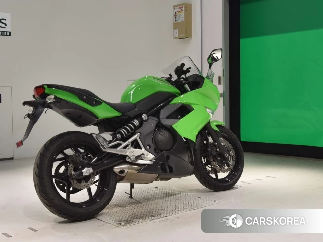 Проданный Kawasaki NINJA 400R 2011 из Японии, фото 2