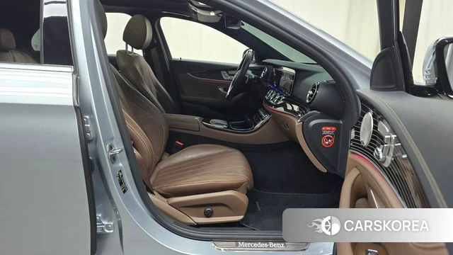 Mercedes-Benz E-Class W213 id 4293877 из Кореи 18