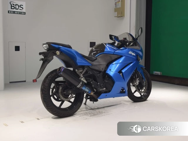 Проданный Kawasaki NINJA 250R id 4176483 из Японии, фото 2