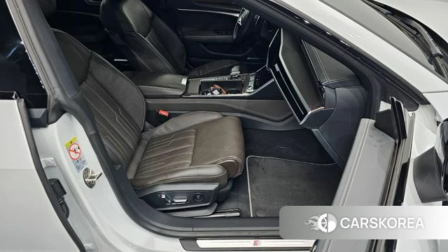 Audi A7 (4K) id 4489414 из Кореи 18
