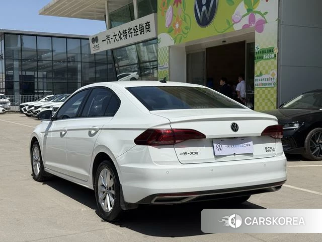 Volkswagen Bora id 4271533 из Китая 18