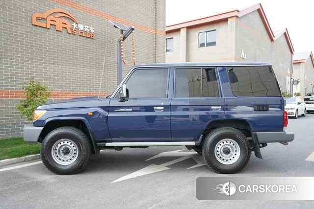 Toyota Land Cruiser 70 Series id 4239521 из Китая 18