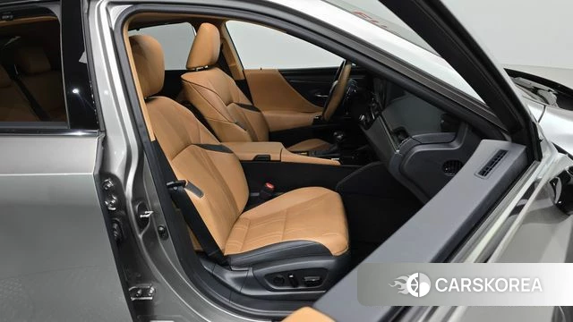 Lexus ES300h 7th generation id 4706472 из Кореи 18