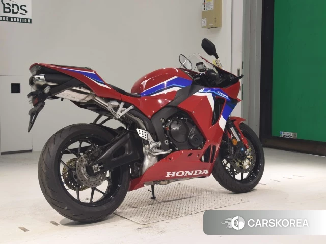 Проданный Honda CBR600RR ABS 2022 из Японии, фото 2