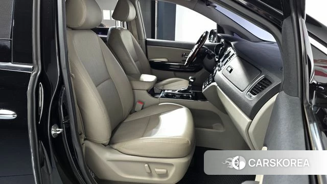Kia The New Carnival id 4794499 из Кореи 18