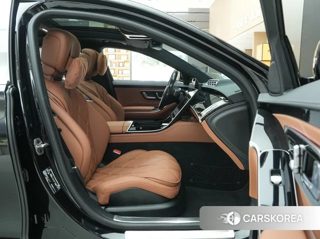 Mercedes-Benz Maybach S-class id 4328601 из Китая 18