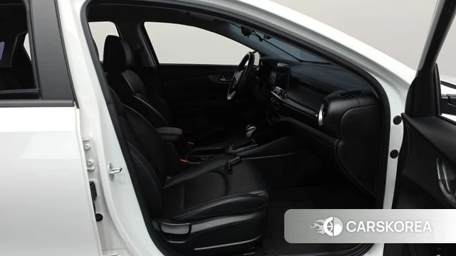 Kia Come New K3 id 4721719 из Кореи 18