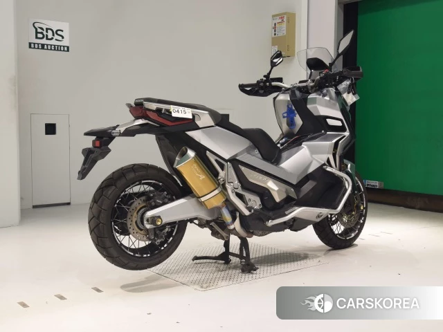 Проданный Honda X-ADV 750 2018 из Японии, фото 2