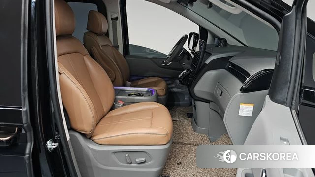 Hyundai Staria id 4505637 из Кореи 18