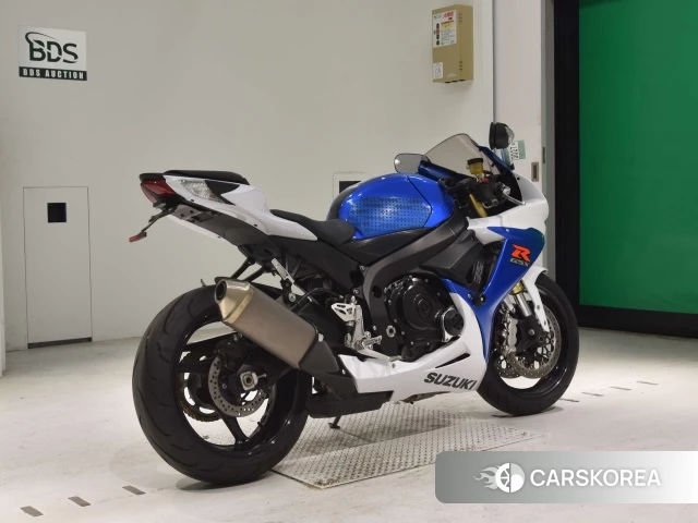 Проданный Suzuki GSX-R750 2013 из Японии, фото 2
