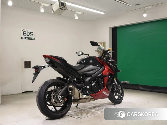Проданный Suzuki GSX-S1000F 2019 из Японии, фото 2