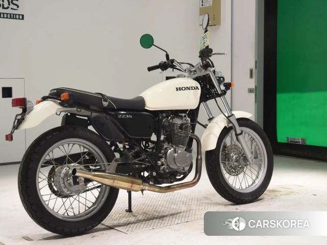 Проданный Honda CB223S 2011 из Японии